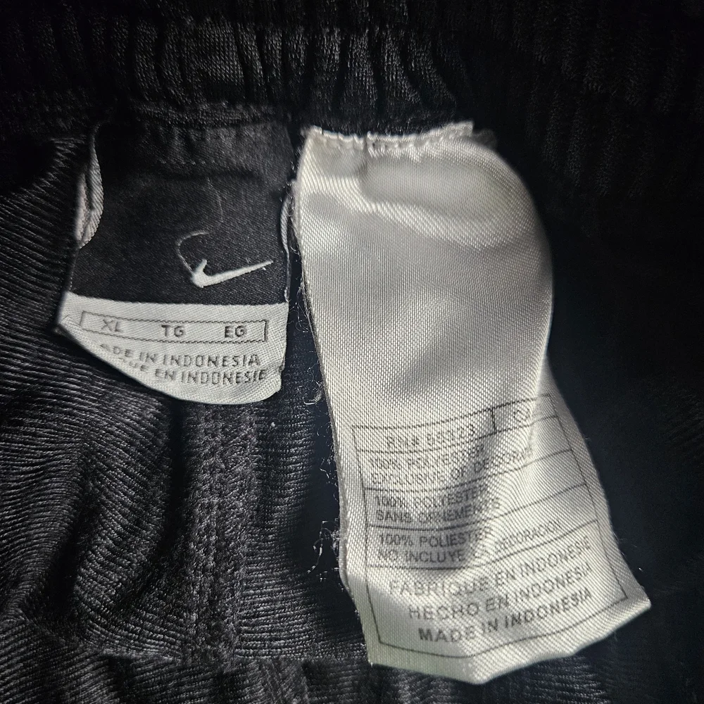 Nike Men’s Black Track Pants XL Snap Button Athletic Pants